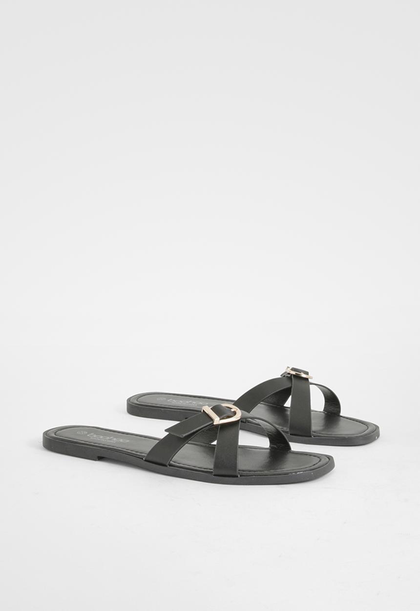 boohoo - Crossover Buckle Mule Sandals