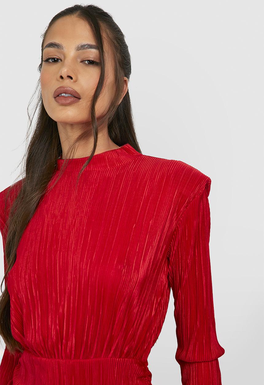 boohoo - High Neck Plisse Bodycon Dress - Red