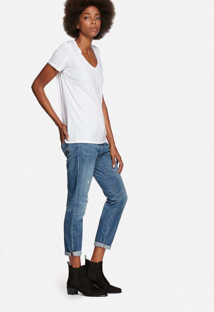 Levi’s® - Perfect V-neck tee