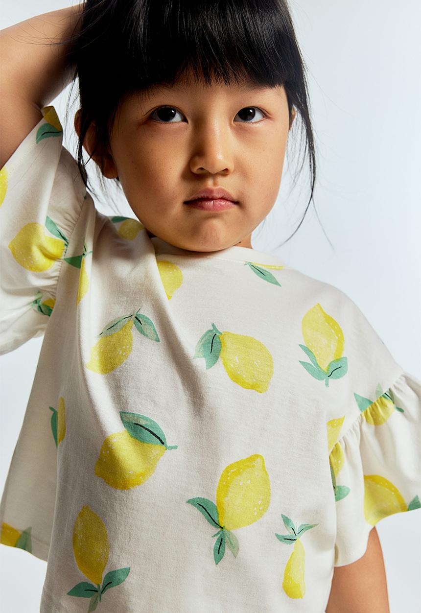 H&M - Flounce-sleeved jersey top - white & lemons