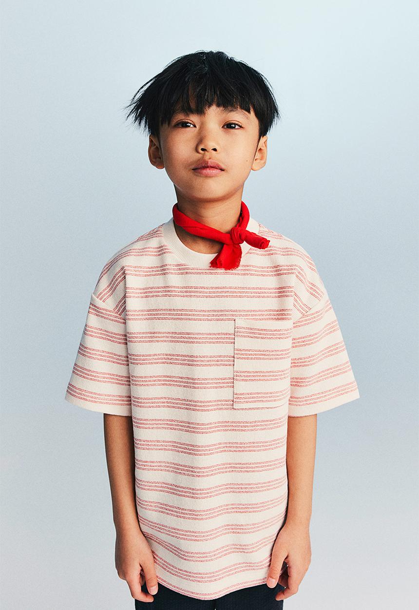 H&M - Chest-pocket T-shirt - white & red striped