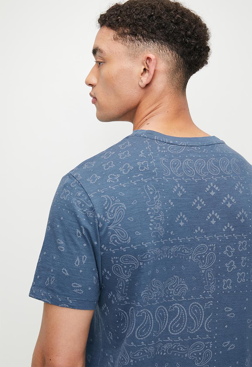 Levi’s® - Short sleeve classic pocket tee - blue