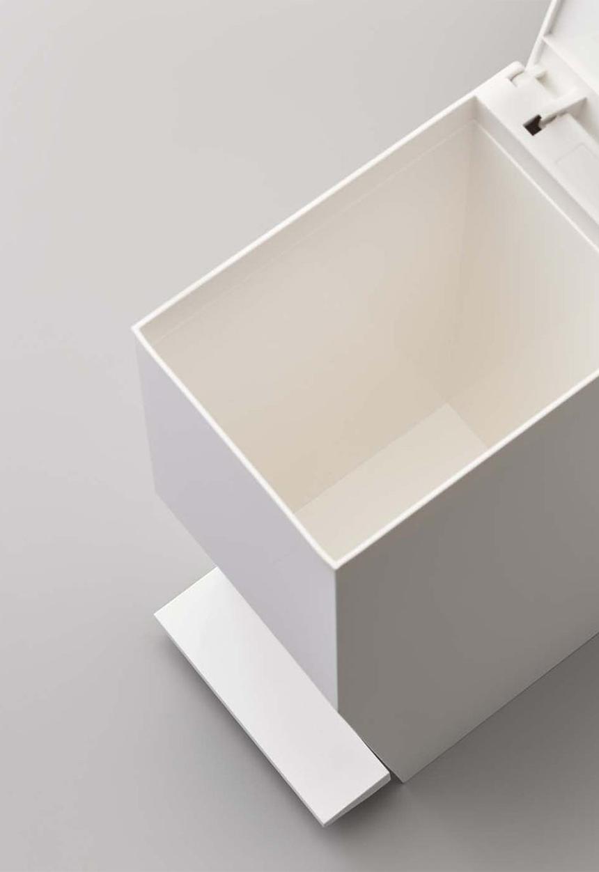 Yamazaki - Step on trash can - white