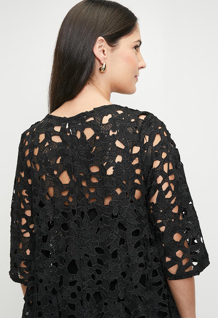 Stella Morgan - Lace Hi-Lo Edge To Edge Jacket - Black