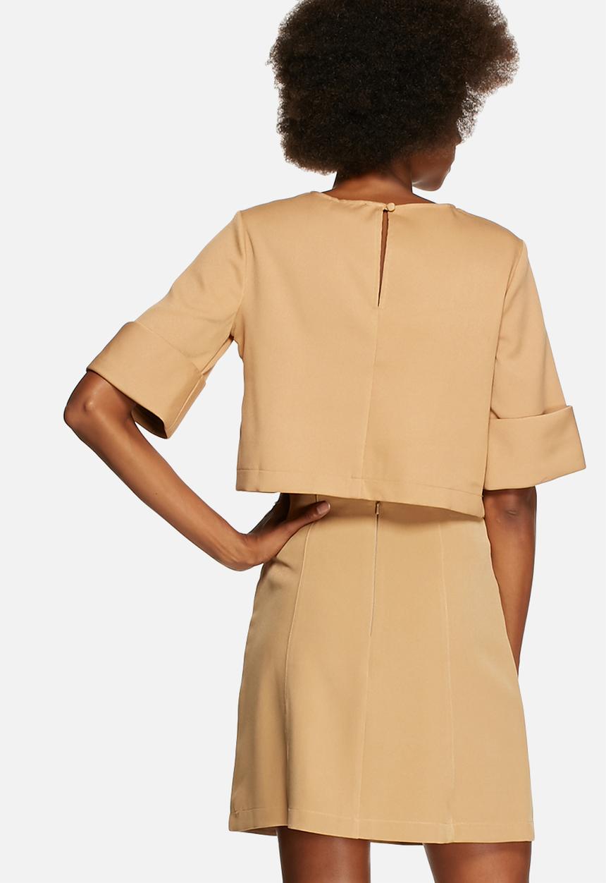 The Fifth - Front row top