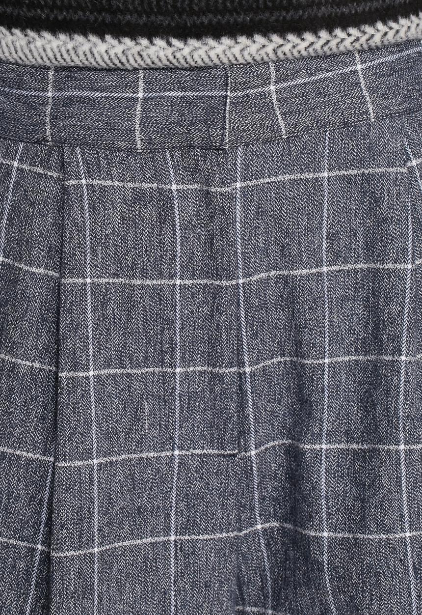 Native Youth - Brushed check shorts