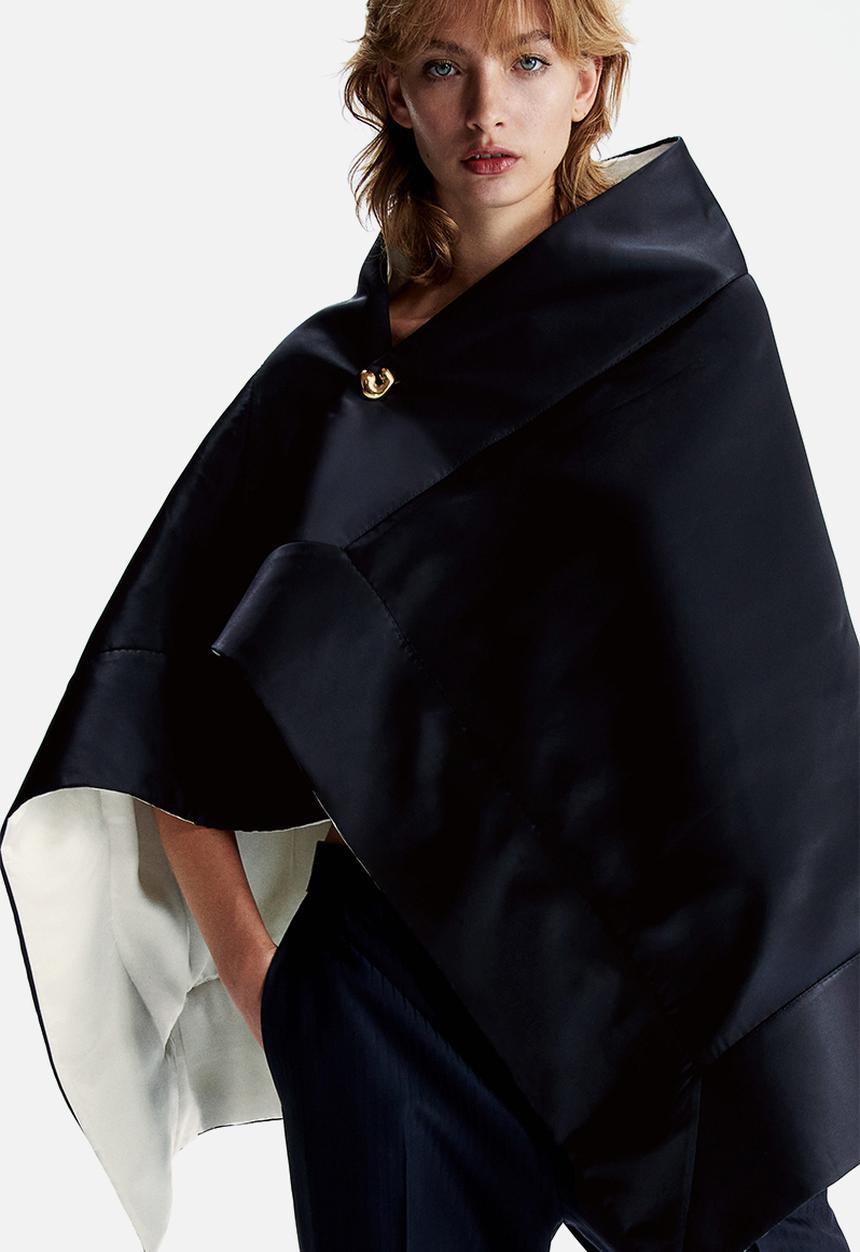 H&M - H&M Studio:Statement-button reversible cape - black cream 