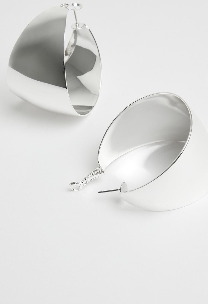 PrettyLittleThing - Silver chunky flare hoop earrings - silver