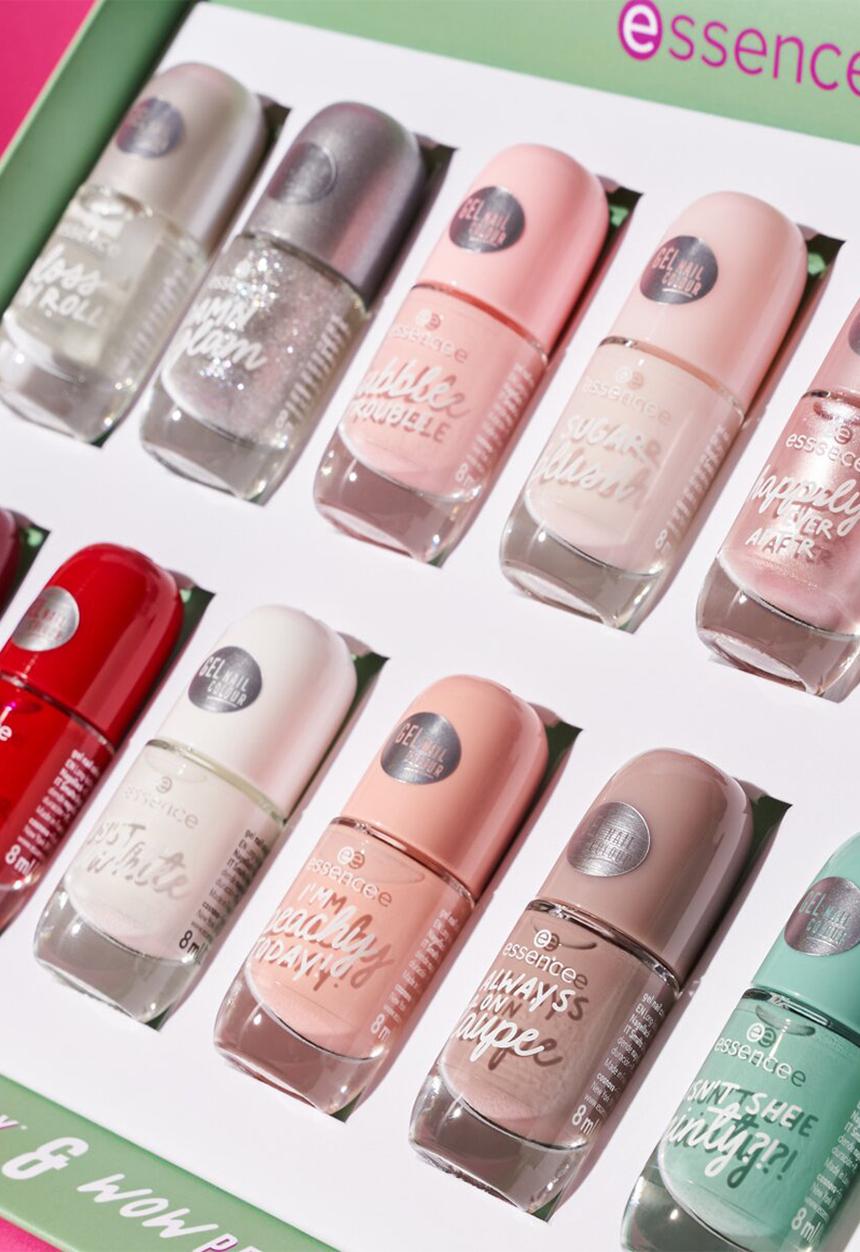 essence - Gel Nail Colour 73 - emerald ENERGY