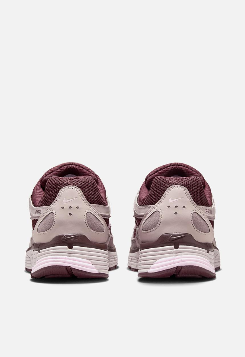Nike - Wmns nike p-6000