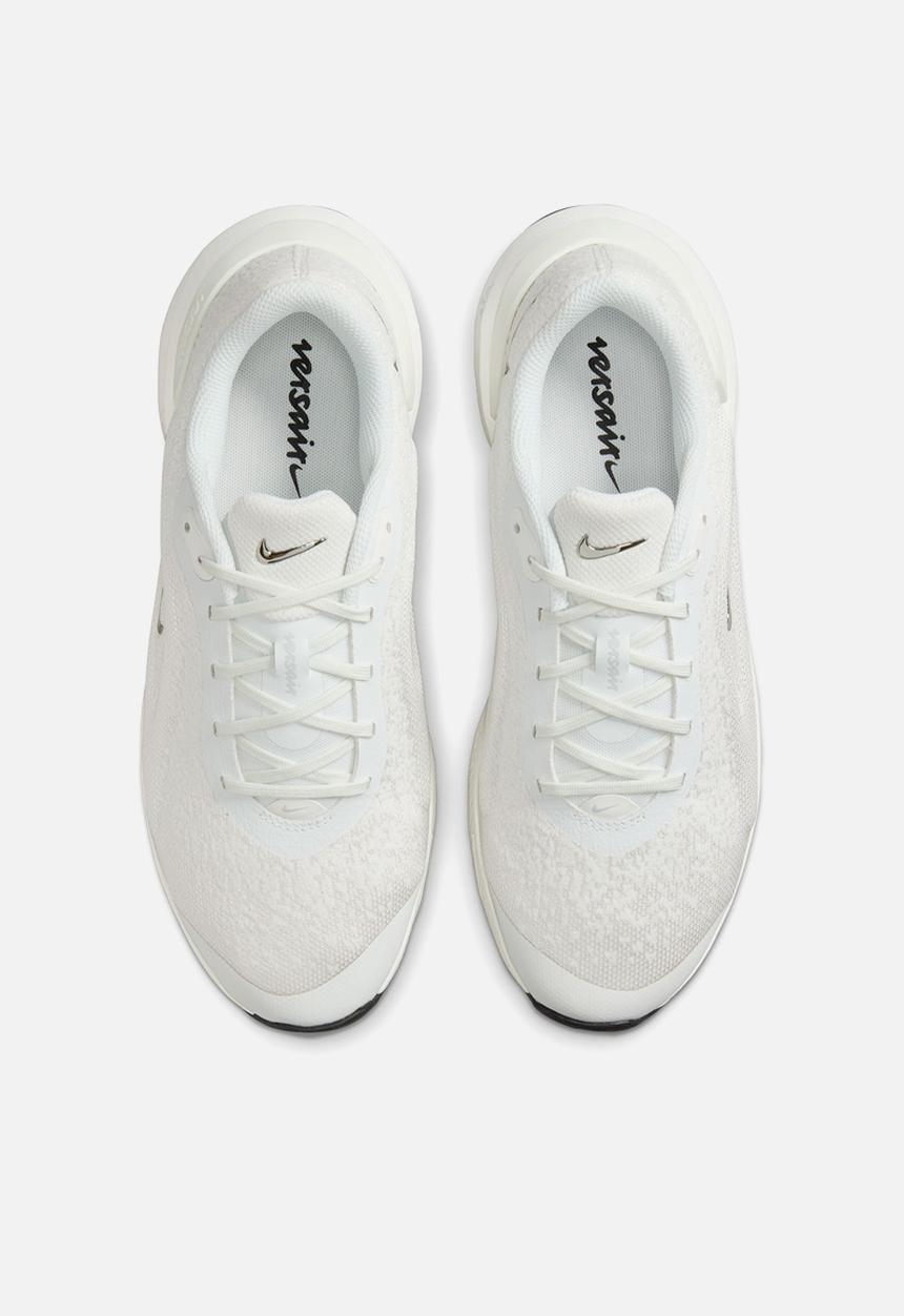 Nike - Nike Versair PRM