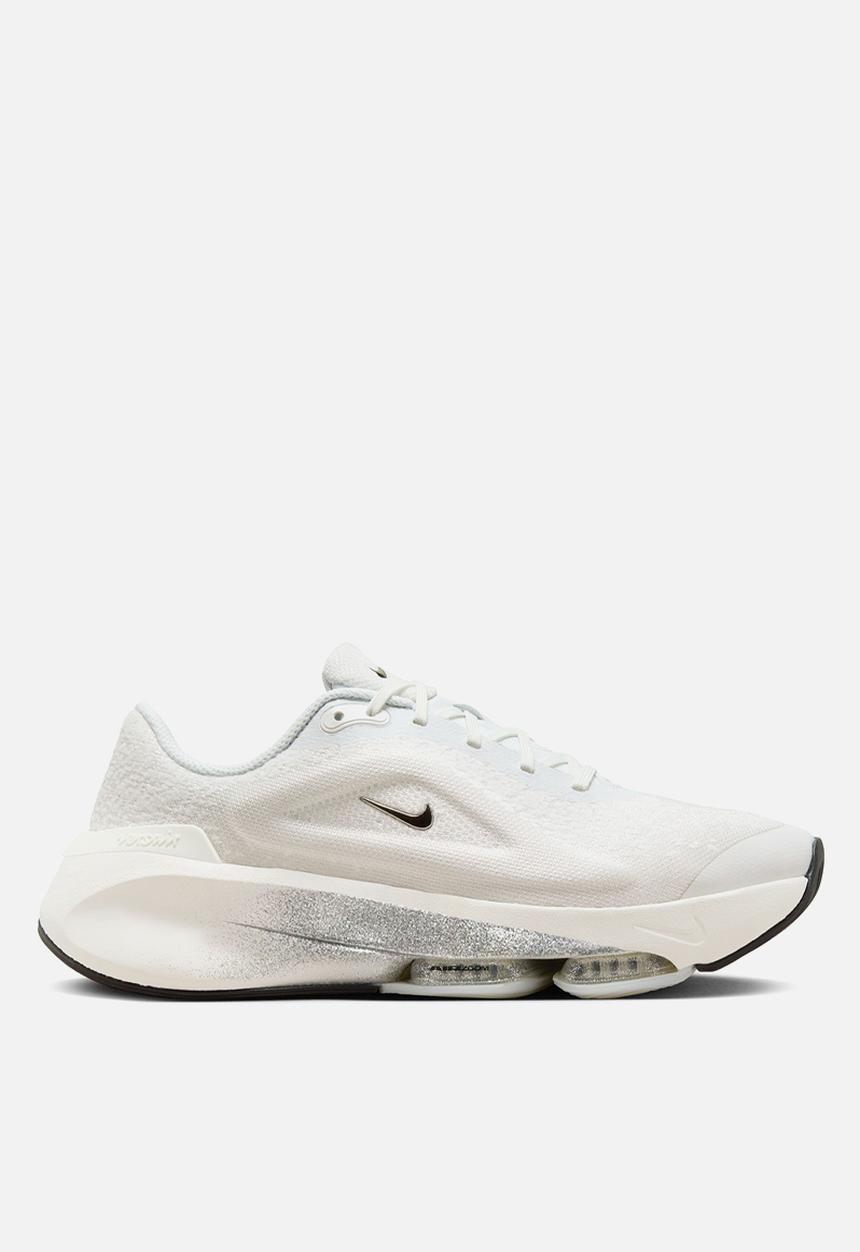 Nike - Nike Versair PRM