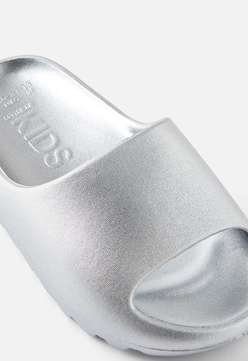 Cotton On - Sunny beach slide - silver metallic
