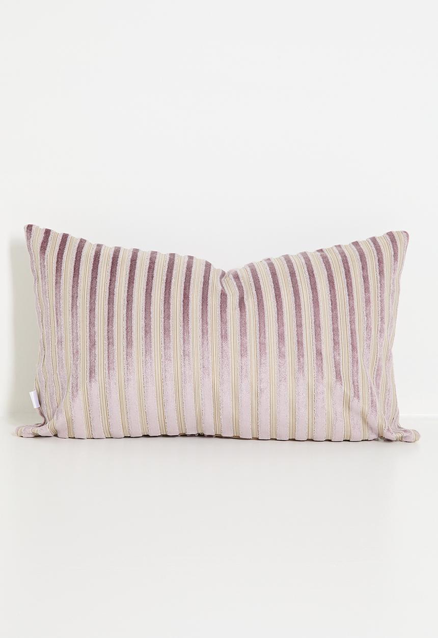 Sixth Floor - Sabi velvet cushion - Pink