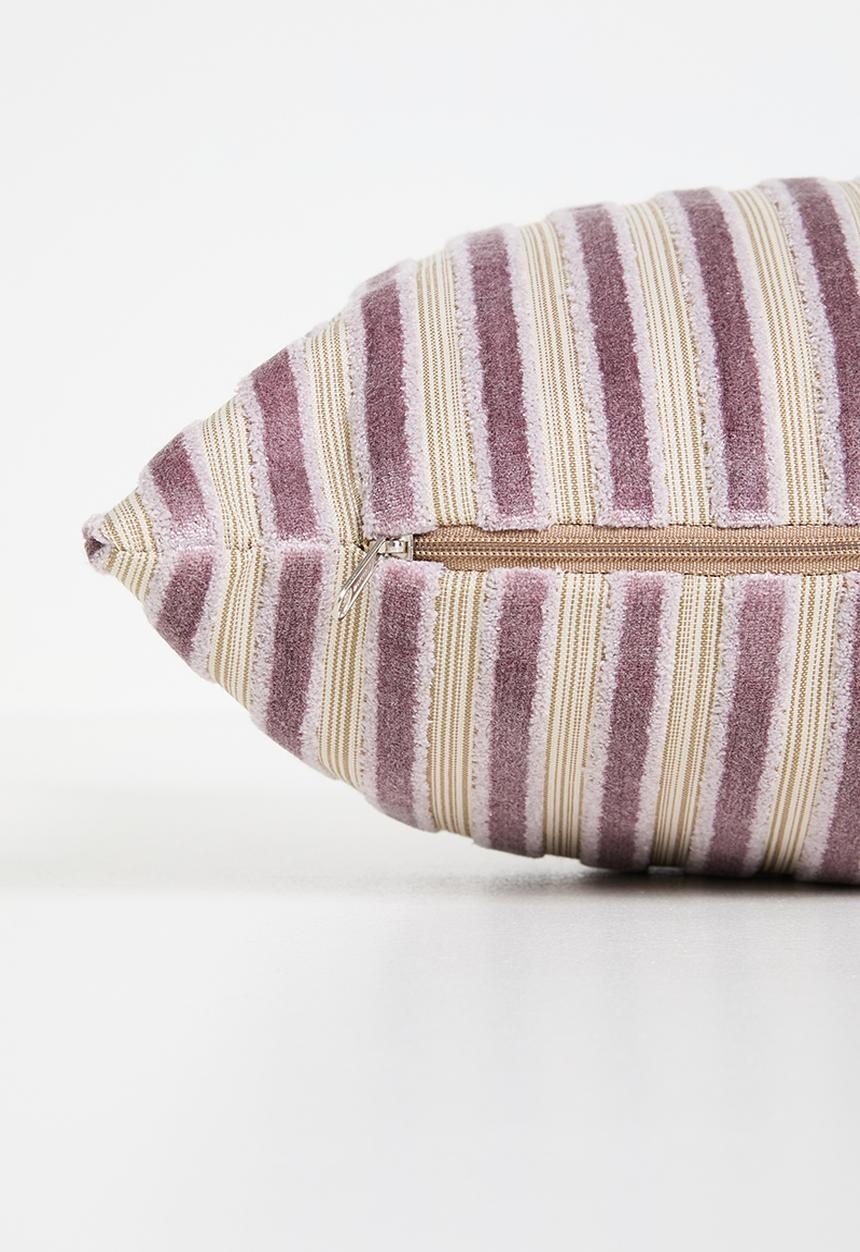 Sixth Floor - Sabi velvet cushion - Pink