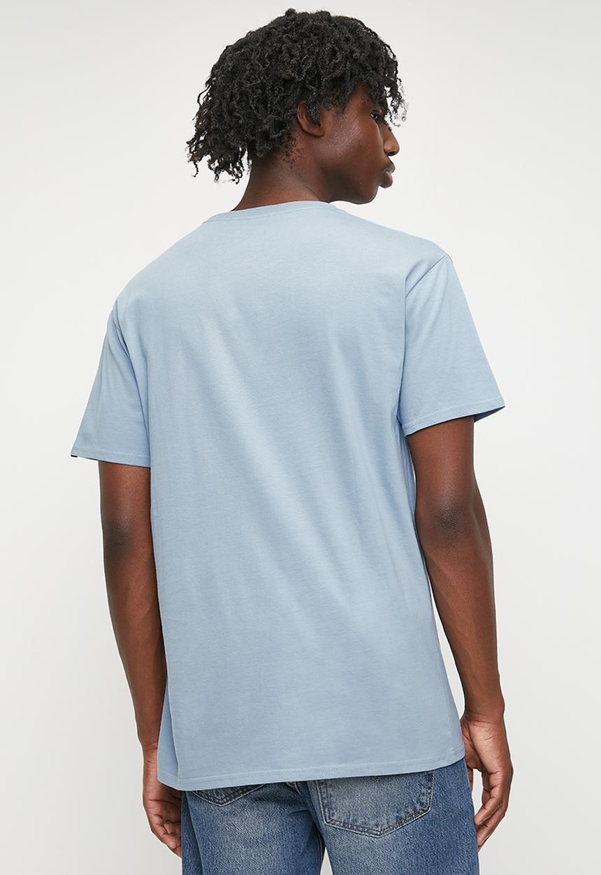 Quiksilver - Feeding Line Short Sleeve Tee  -  Faded Denim