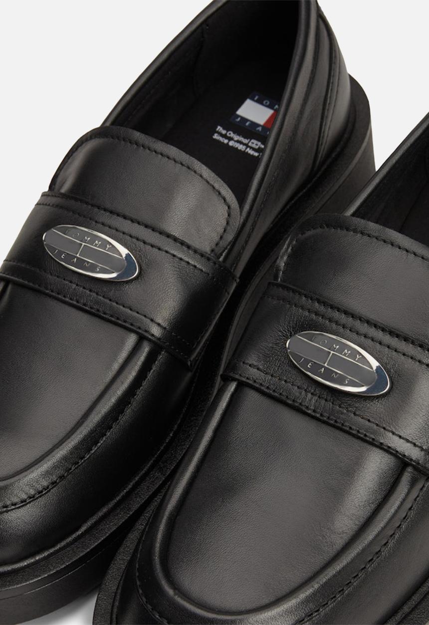 Tommy Hilfiger - Flat leather loafer - black