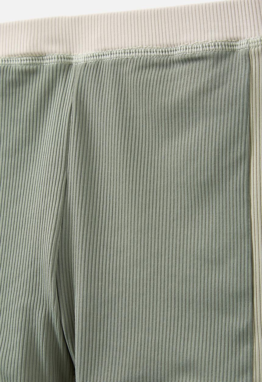 Cotton On - Billy boyleg swim trunk - swag green/rib stripe panel