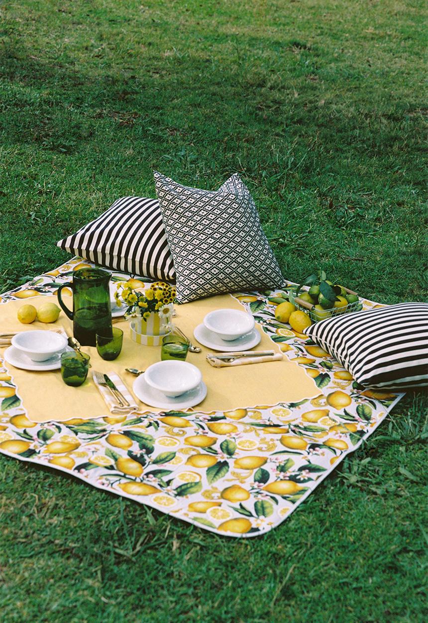 H&M - Outdoor cushion cover - light beige patterned 