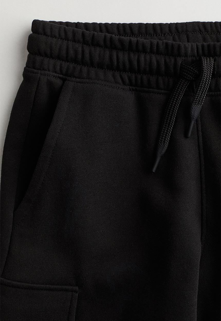 H&M - Cargo sweatshorts - black