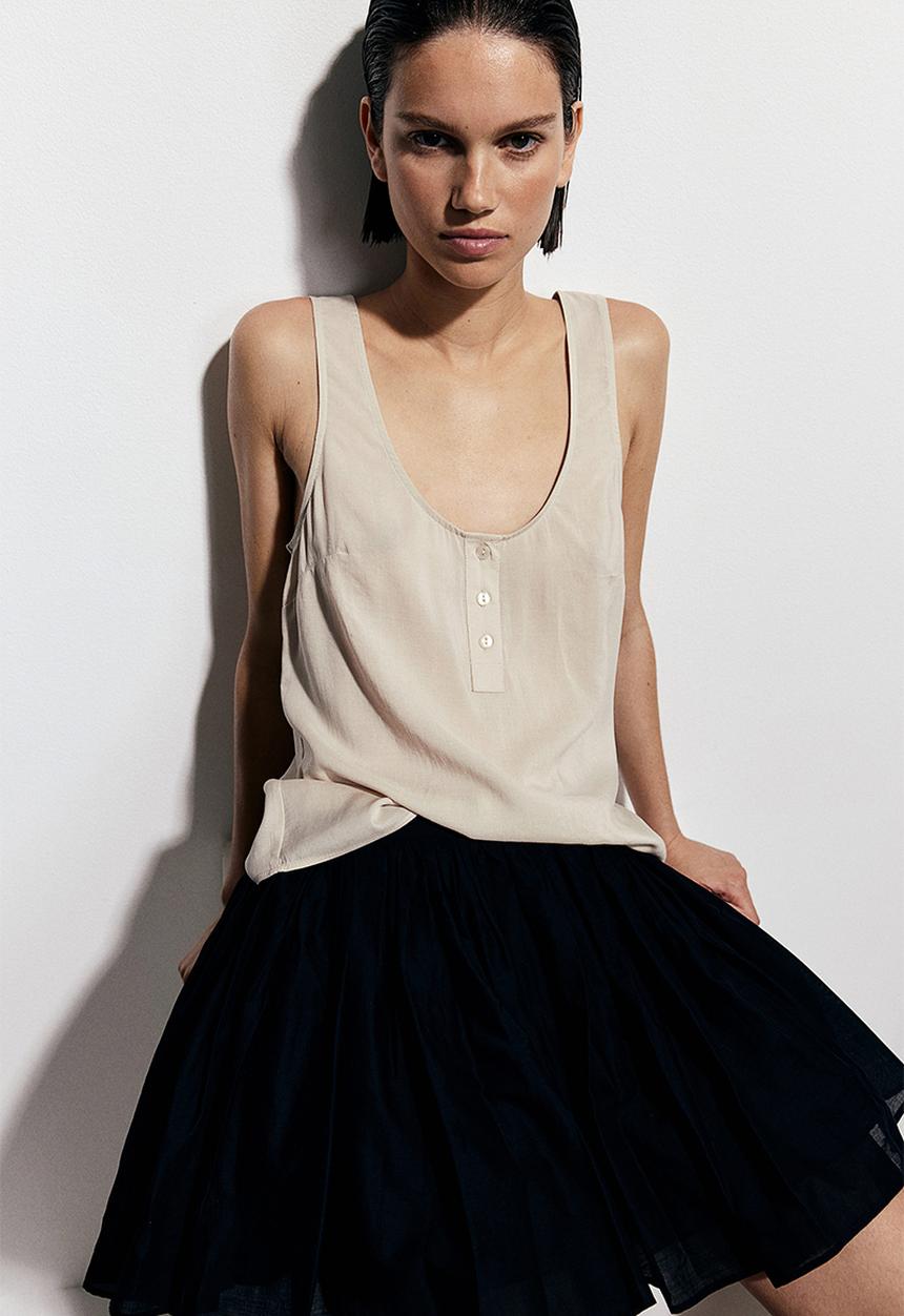 H&M - Button-top vest top - beige