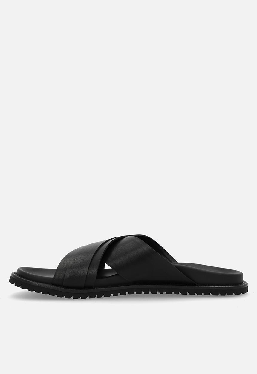 POLO - Cross over polo pinpunch leather sandal - black