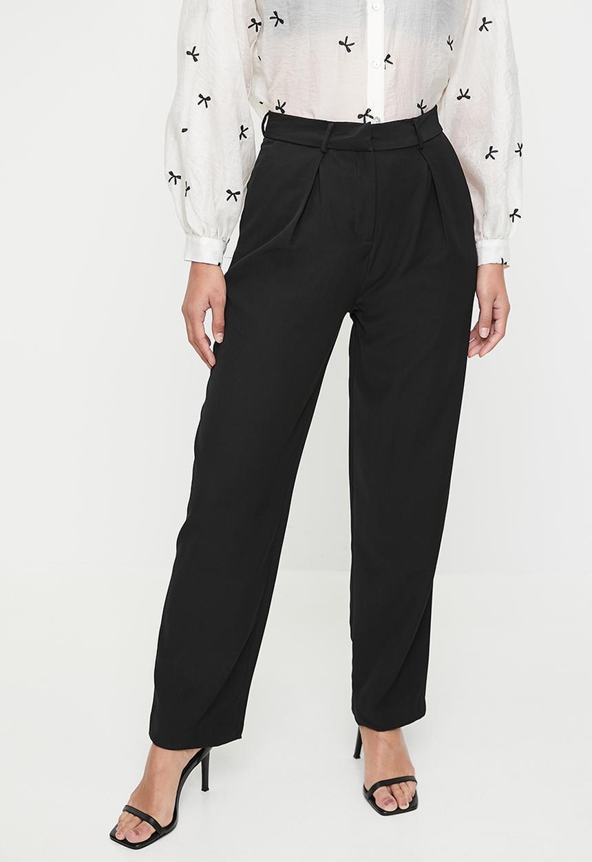 Me&B - Tailored Carrot Leg Pants In Black - Black