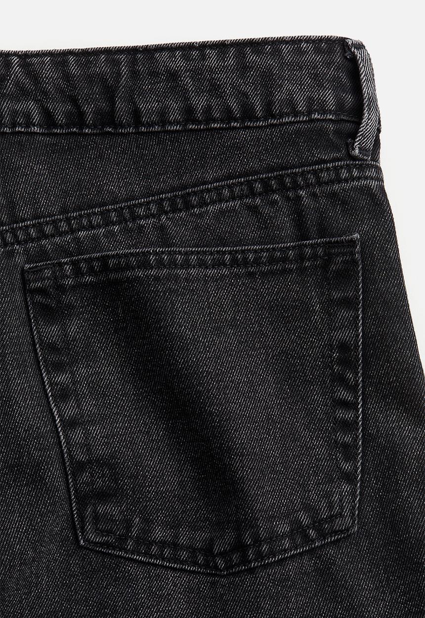 H&M - Bermuda low denim shorts - black