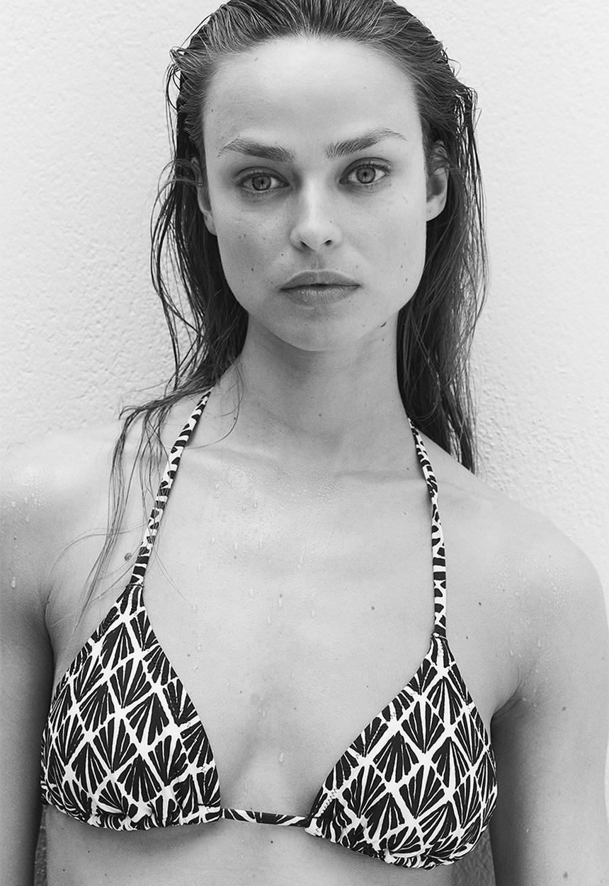 H&M - Padded triangle bikini top - black & patterned