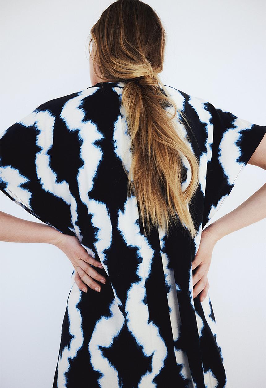H&M - Tie-detail dress - navy blue patterned 