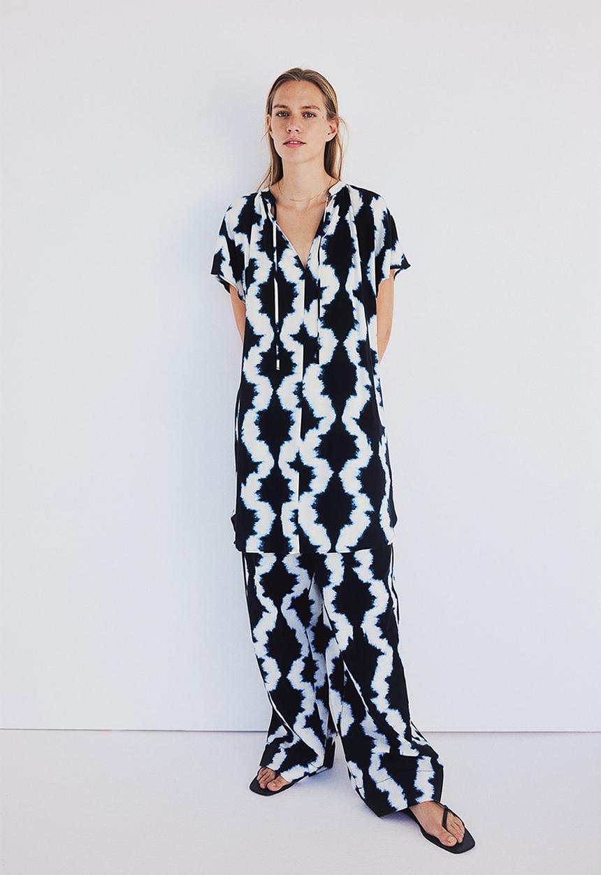 H&M - Tie-detail dress - navy blue patterned 