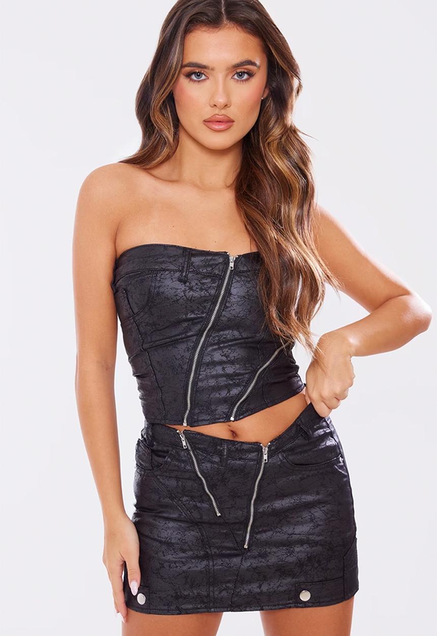 PrettyLittleThing - Waxed Denim Zip Detail Micro Mini Skirt - Black
