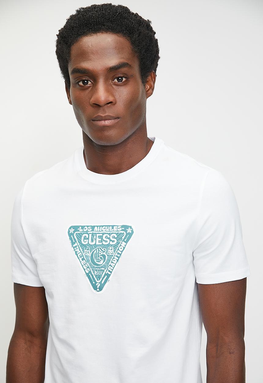 GUESS - Short sleeve cn small triangle logo tee - pure white
