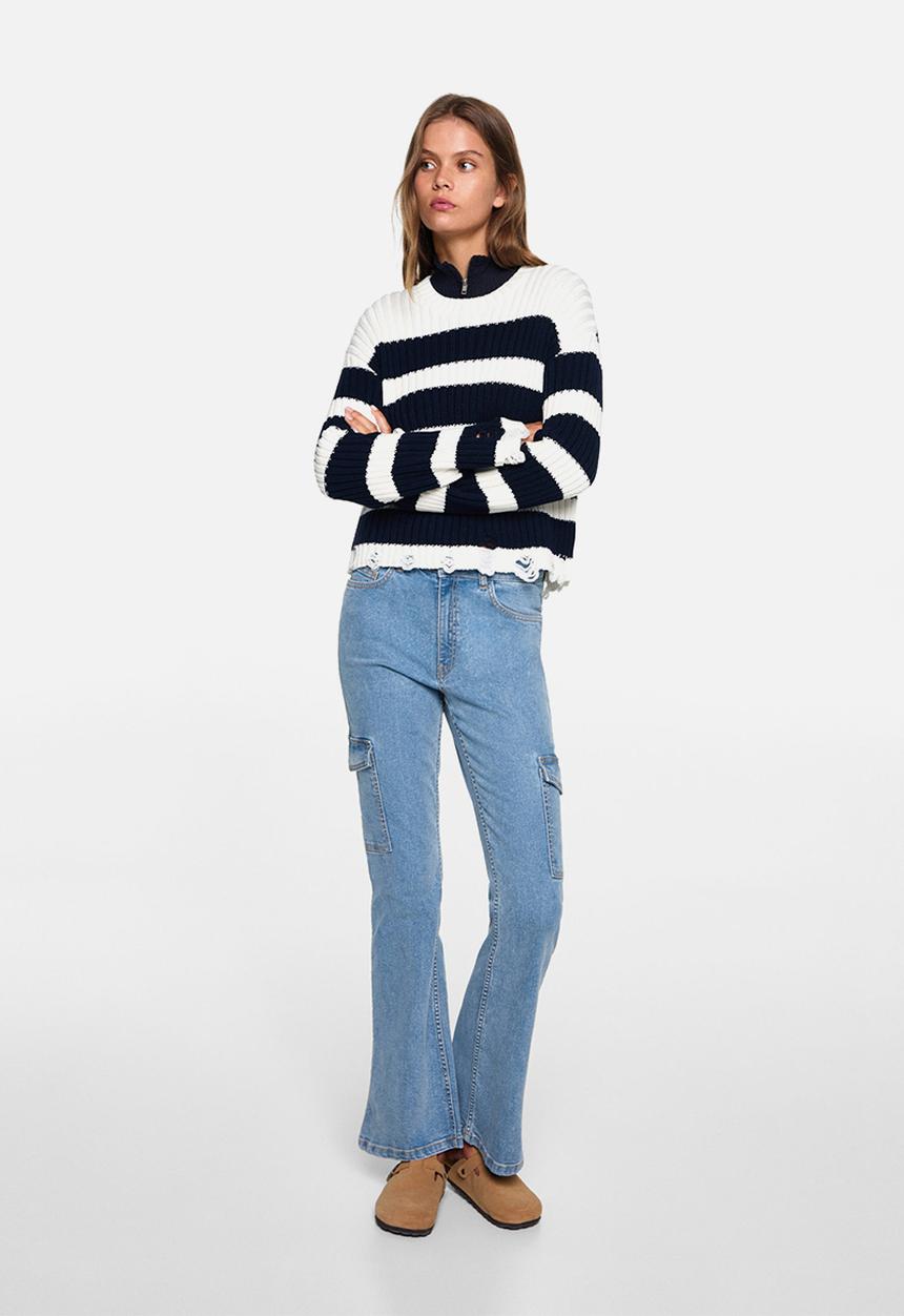 MANGO - Jeans flarecar - open blue