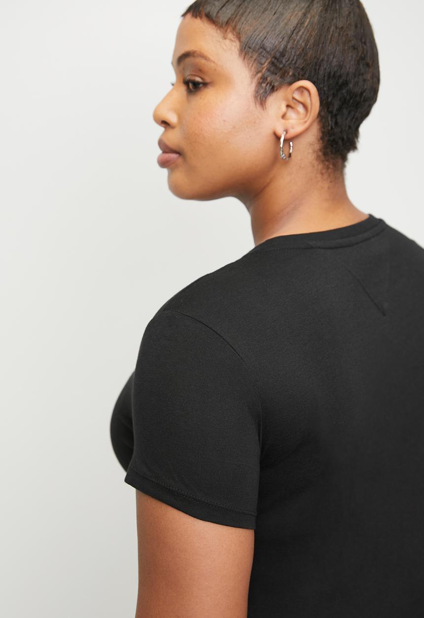 Tommy Hilfiger - Plus tjw slim essential logo 1 short sleeve ext - black