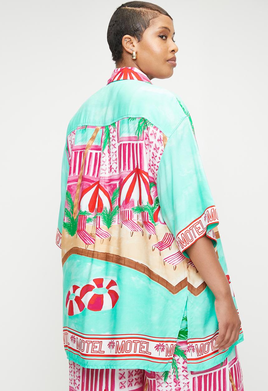 Me&B - Plus Longer length border shirt  - Motelprint