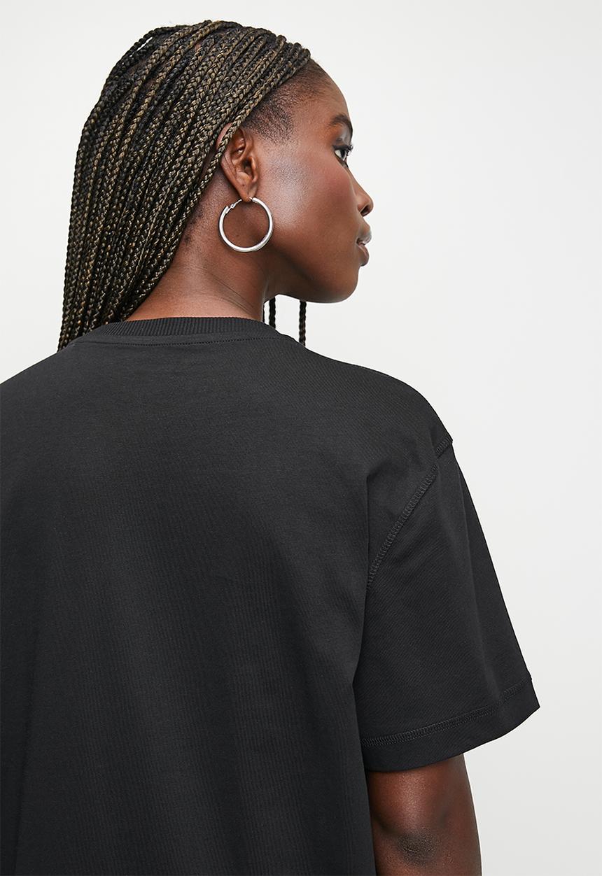 GUESS - Short sleeve crew neck triangle tee - black