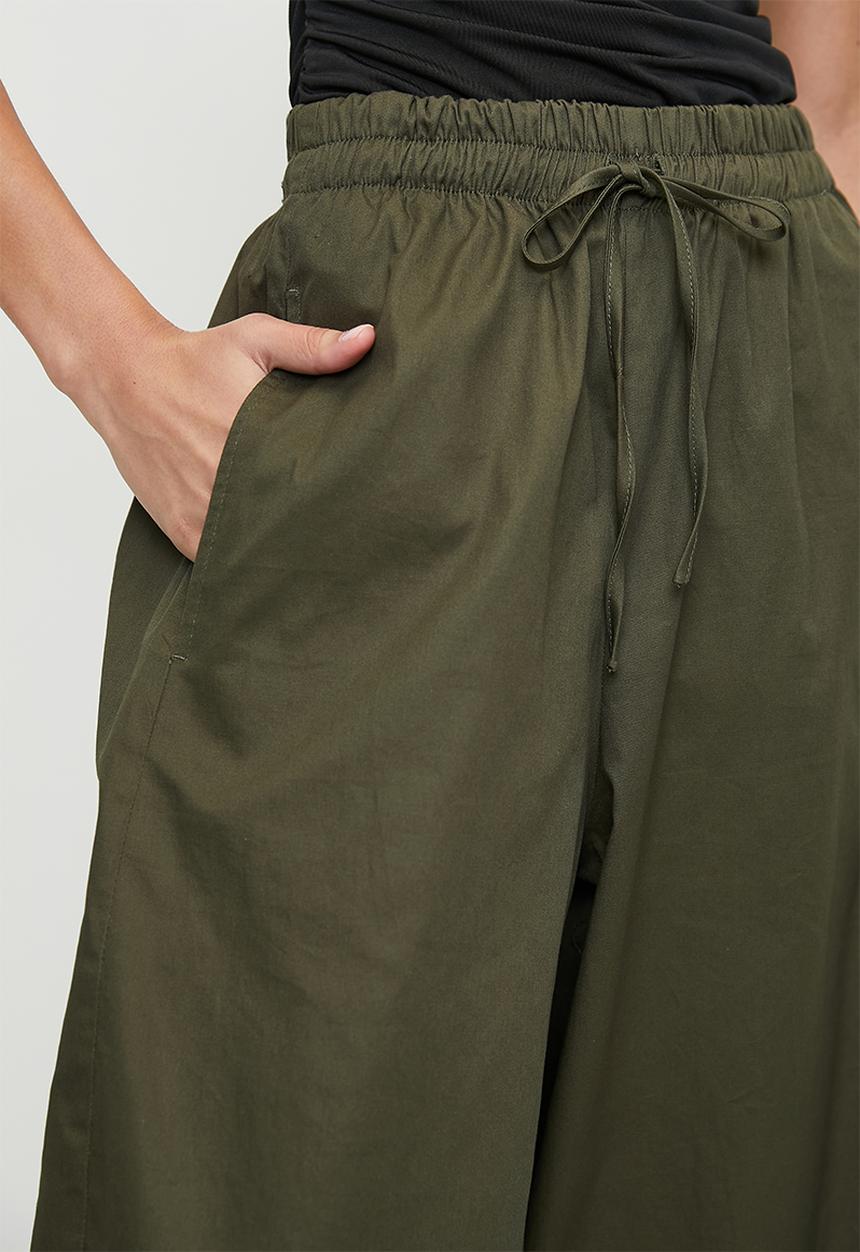 Superbalist - Barrel wide leg trouser - green