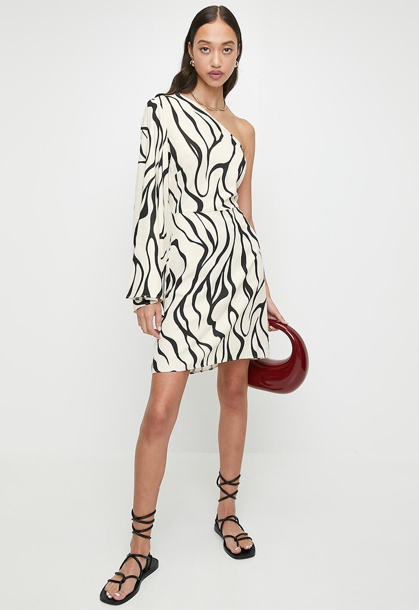 Superbalist - Statement sleeve mini shift dress - ecru organic leaf