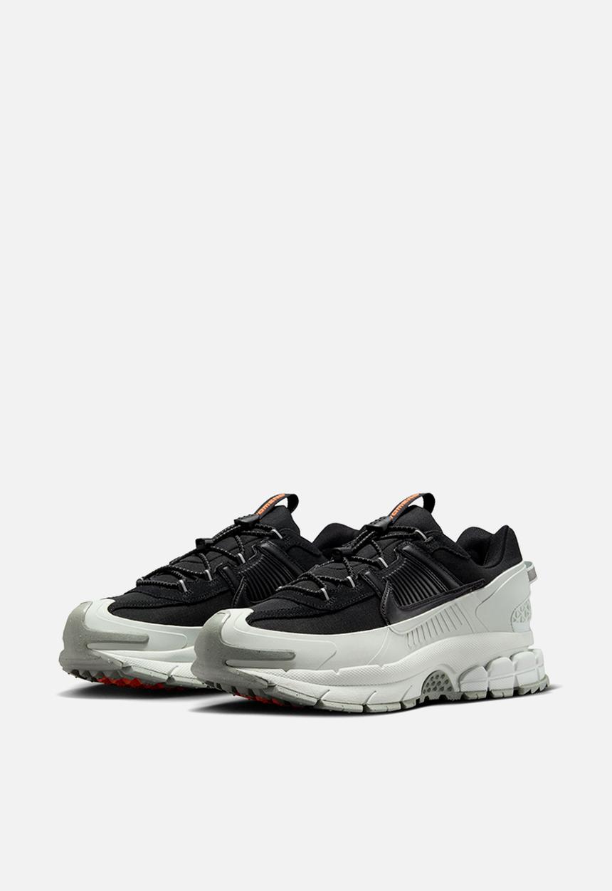 Nike - Vomero Roam