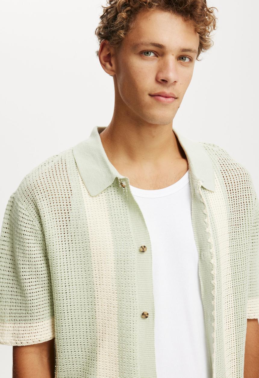 Cotton On - Pablo Short Sleeve Shirt - Seafoam Retro Stripe