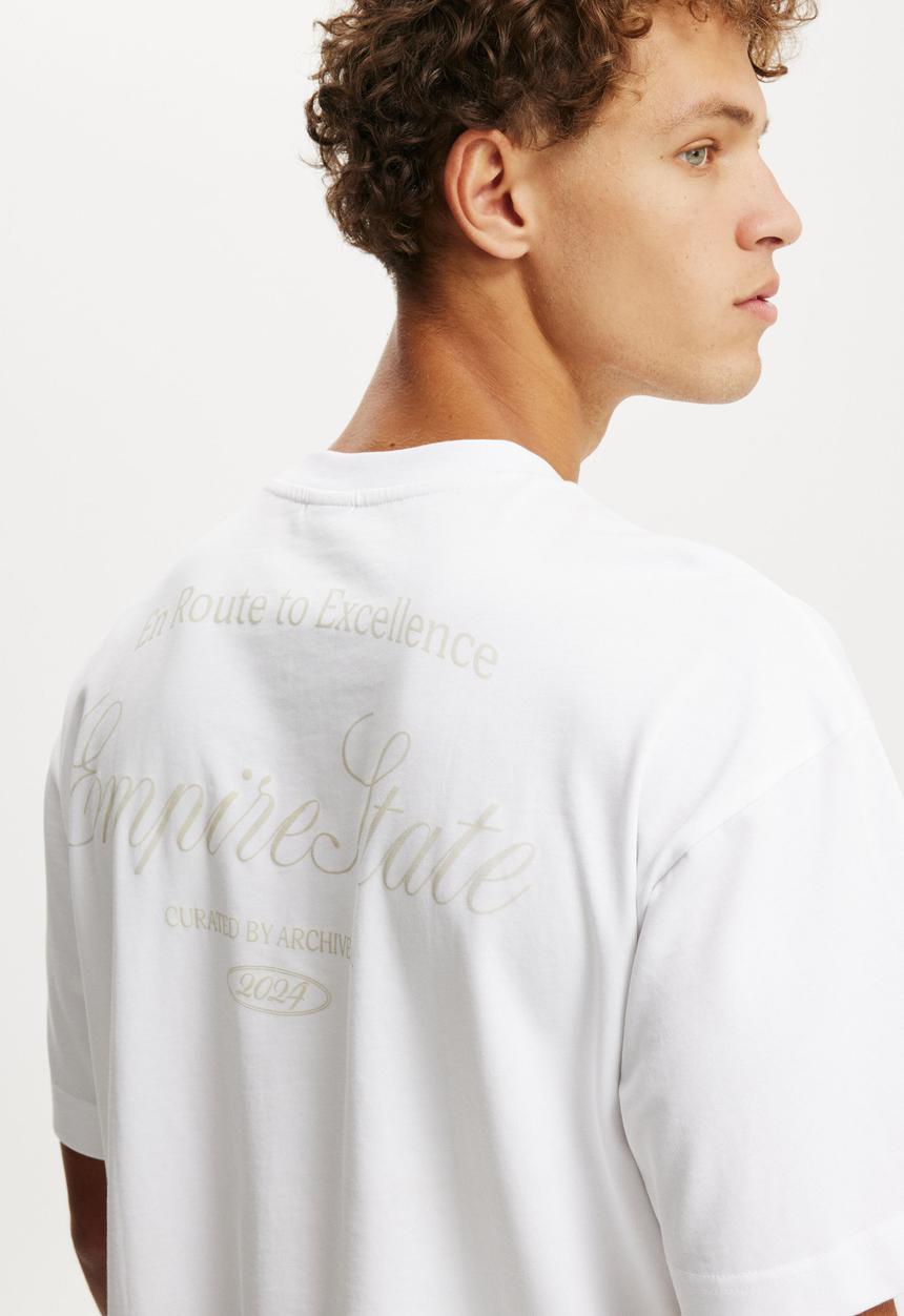 Cotton On - Box Fit Text T-shirt - White/Empire State