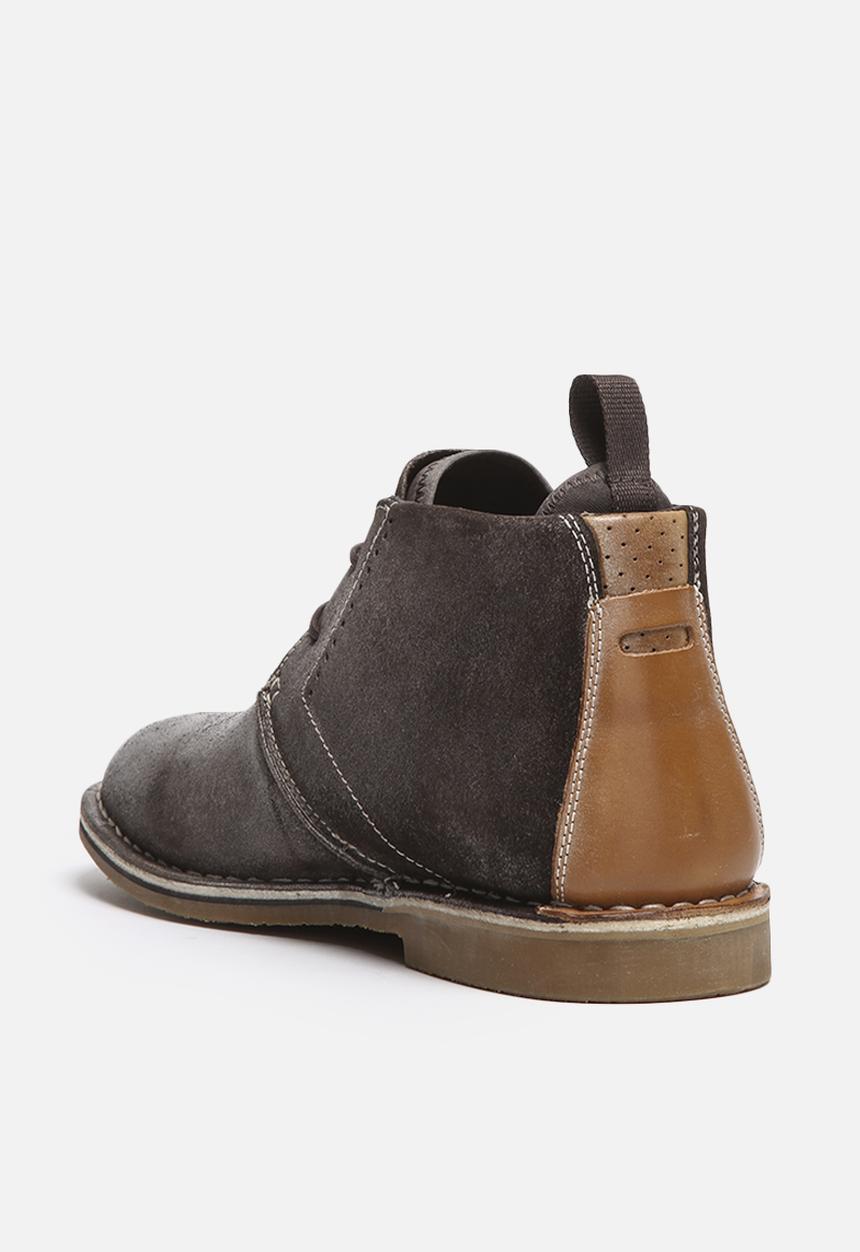 Steve Madden - Syrio