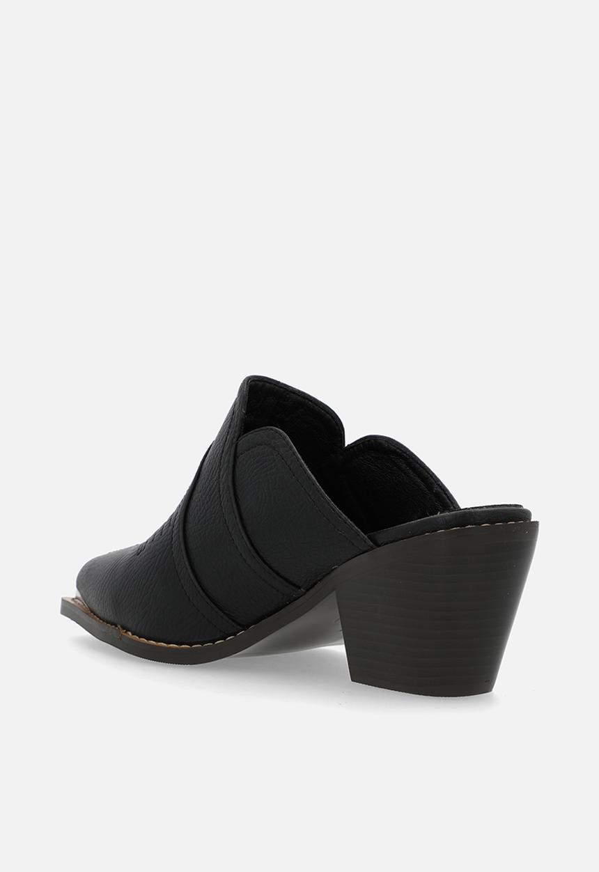 SISSY BOY - Texas hold em: cowboy mule with block heel - black 