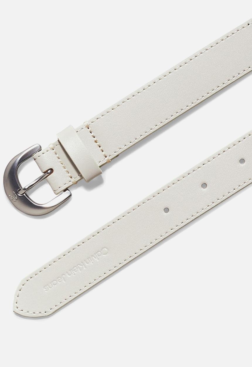 Calvin Klein - Classic round leather belt - eggshell