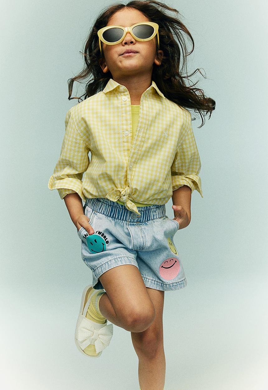 H&M - Loose fit denim shorts - light denim blue smileyworld®