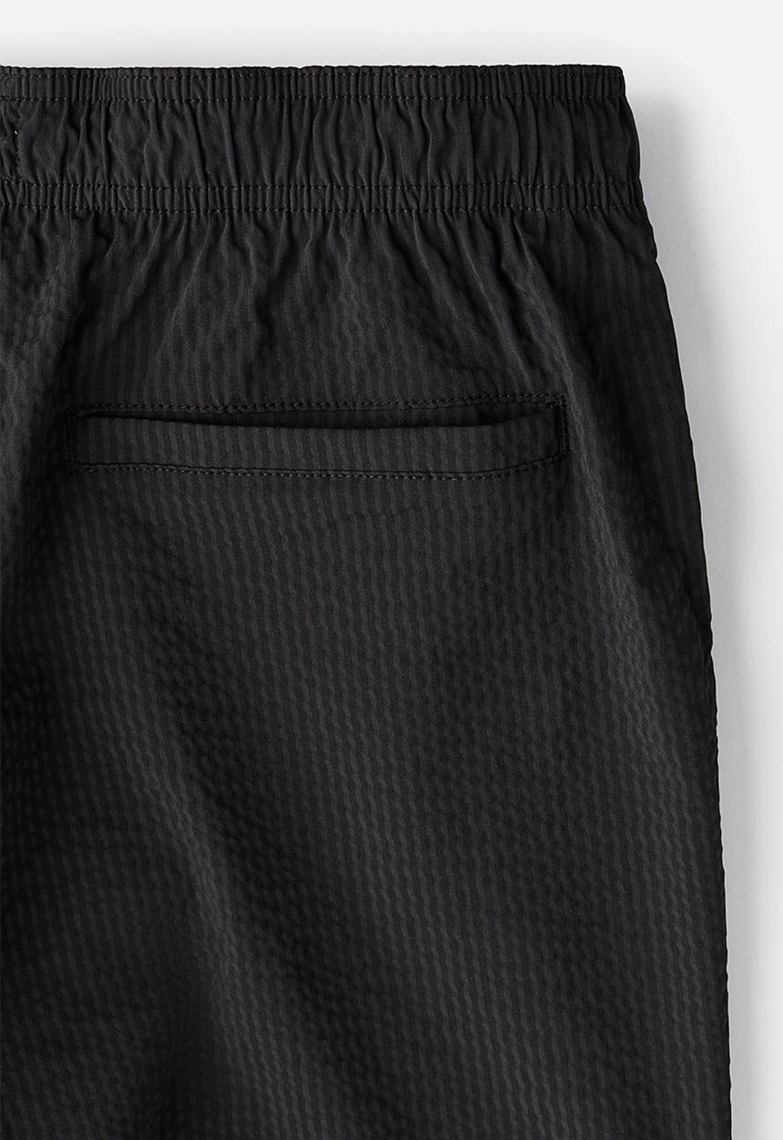 H&M - Seersucker swim shorts - black