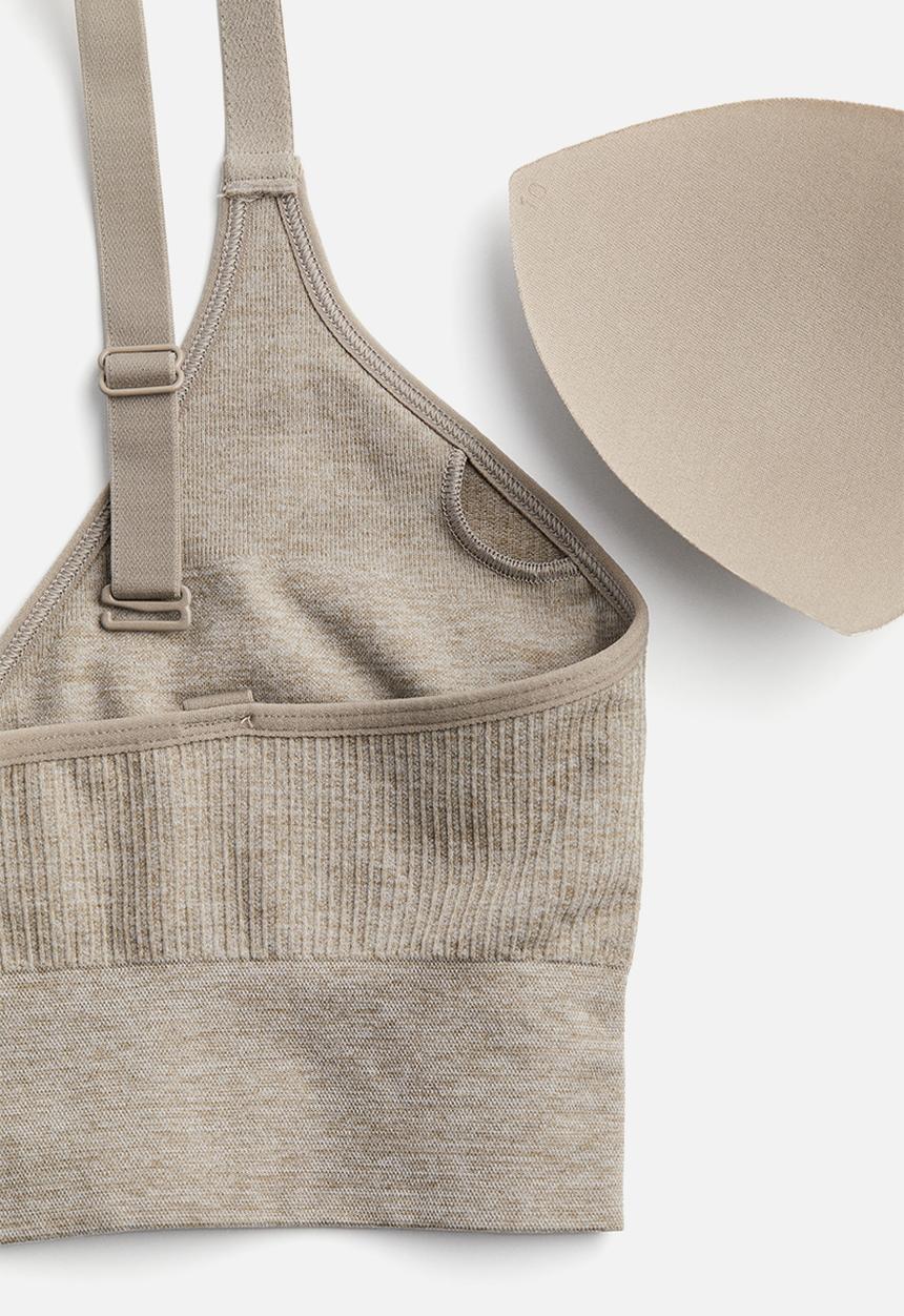 H&M - Seamless medium support sports bra in drymove™ - beige,grey