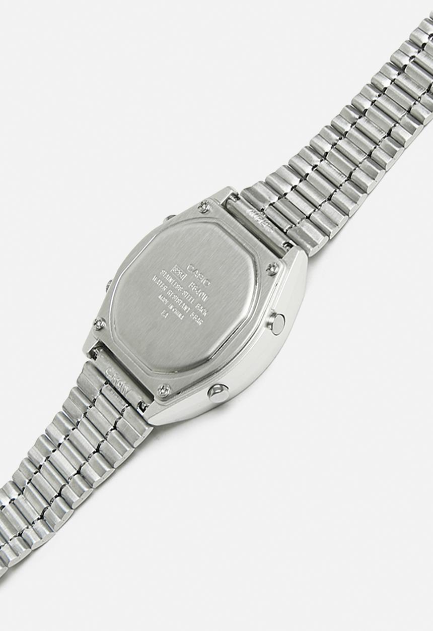 Casio - Digital Retro Watch