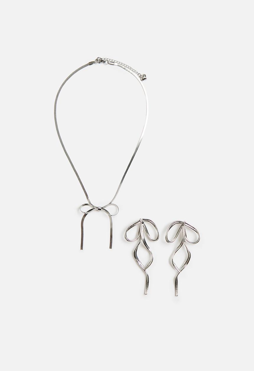 Superbalist - Bow earring and necklace set - silver